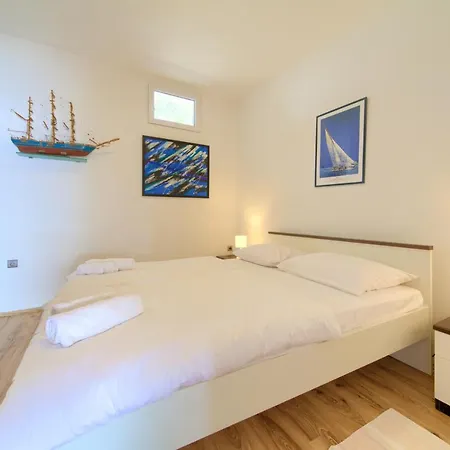 Seafront Natura With Pool, Breathtaking View
